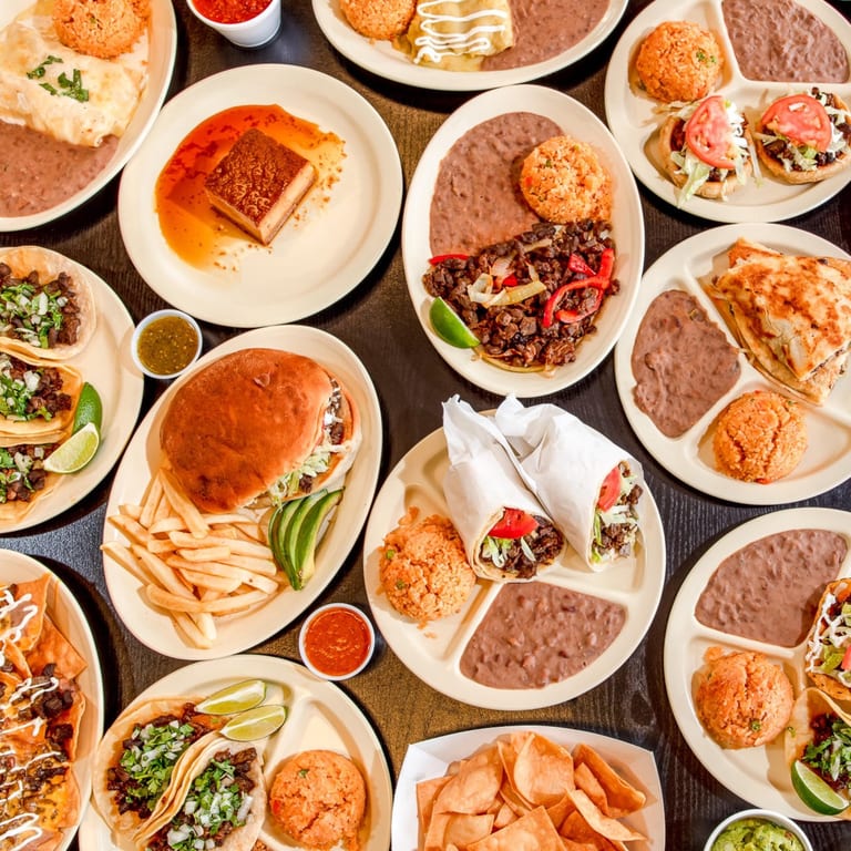 Bring El Paisa to Your Event