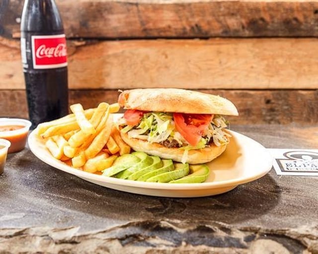 Torta Combo (Fries & Avocado).